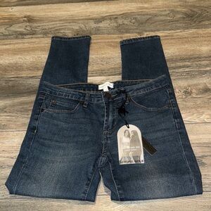 Kendall & Kylie Kontent Mid-Rise Crop Jeans Sz 3/4